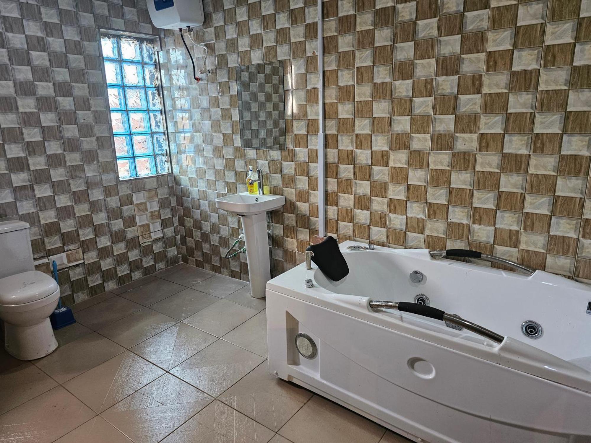 Bmh Hotel & Suites Ibadan Exterior foto